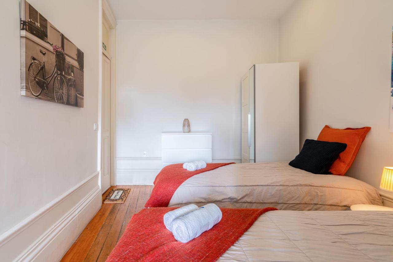 Host Wise - Sweet Bright Flats - City Center Porto Bagian luar foto