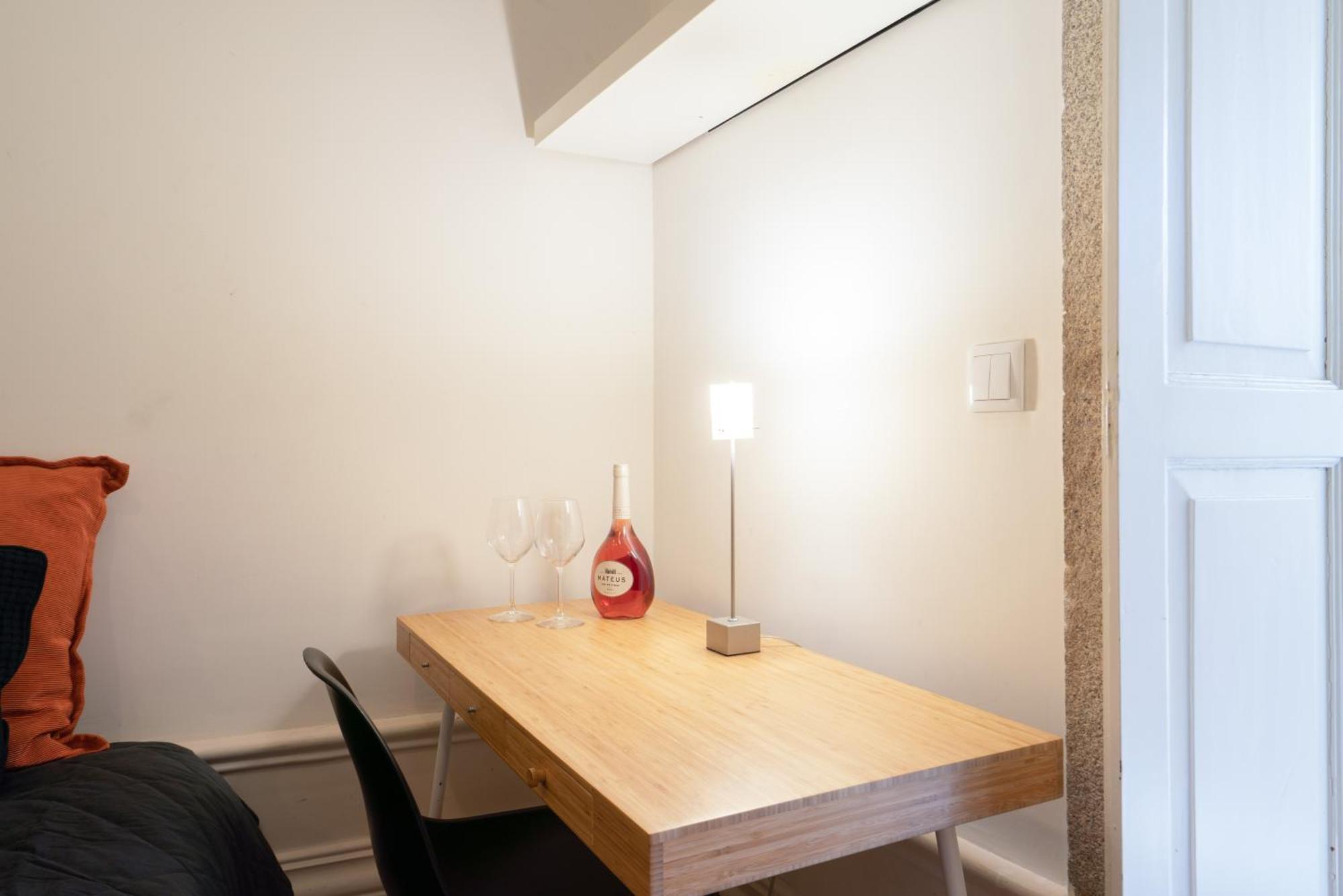 Host Wise - Sweet Bright Flats - City Center Porto Bagian luar foto